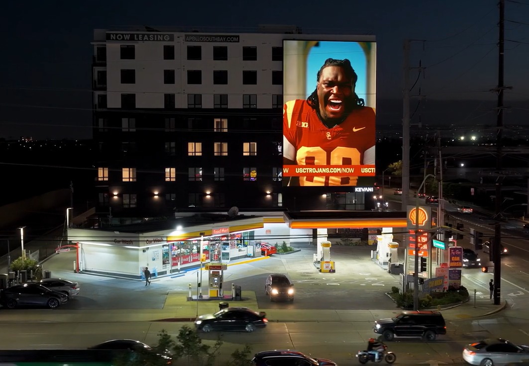 SNA Displays, Kevani Launch Large DooH Screen On Gardena Apartment Tower