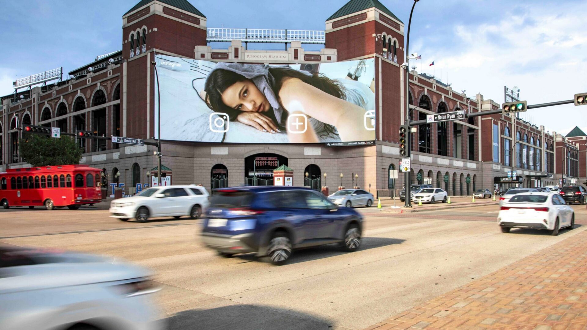 Viooh Adds OBM Digital Spectaculars And IKE Smart City Kiosks To Programmatic Marketplace (Image: OBM)