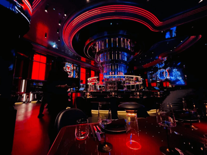 In Dubai's hot new restaurant Woohoo, AI is the creative brain. (Image: Vivid Studio)