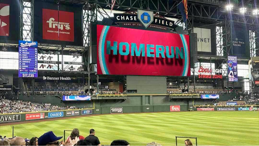 Diamondbacks Install Arizona’s Largest Video Display at Chase Field (Image: Daktronics)